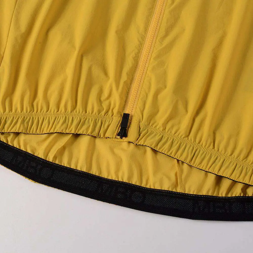 Women's  Premium Lightweight Wind VEST V330 - Image 10